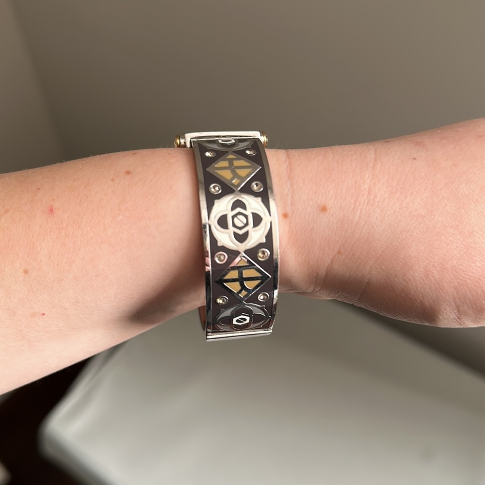 Henri Bendel Silver Bangle - image 6